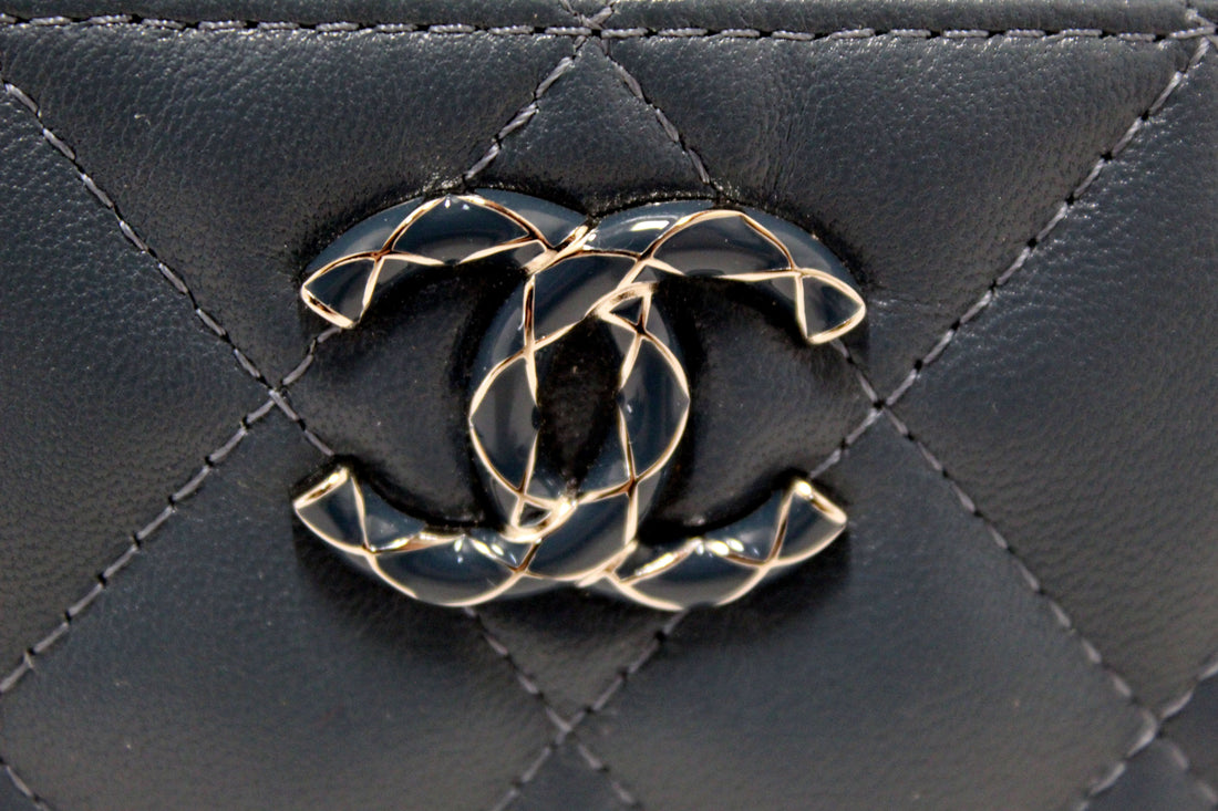 Chanel Blue Quilted Lambskin Leather Card Holder