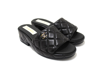 Chanel Black Quilted Lambskin Leather Platform Slide Size 36