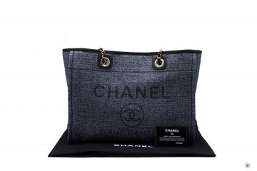 Chanel A67001 Y84118 Deauville Shopping Tote Black / 94305 Fabric Tote Bag Pbhw