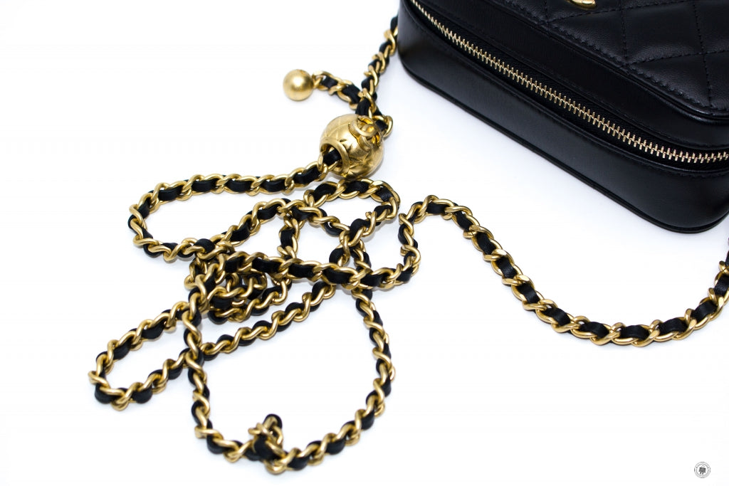 Chanel AP2463B02916 Mini Camera Case Black / 94305 Lambskin Shoulder Bags Gbhw