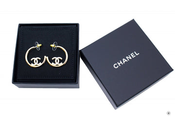 Chanel AB8130B07818 Hoop With CC Logo  Gold / NH237 Metal 2.5X2.5 CM Earrings