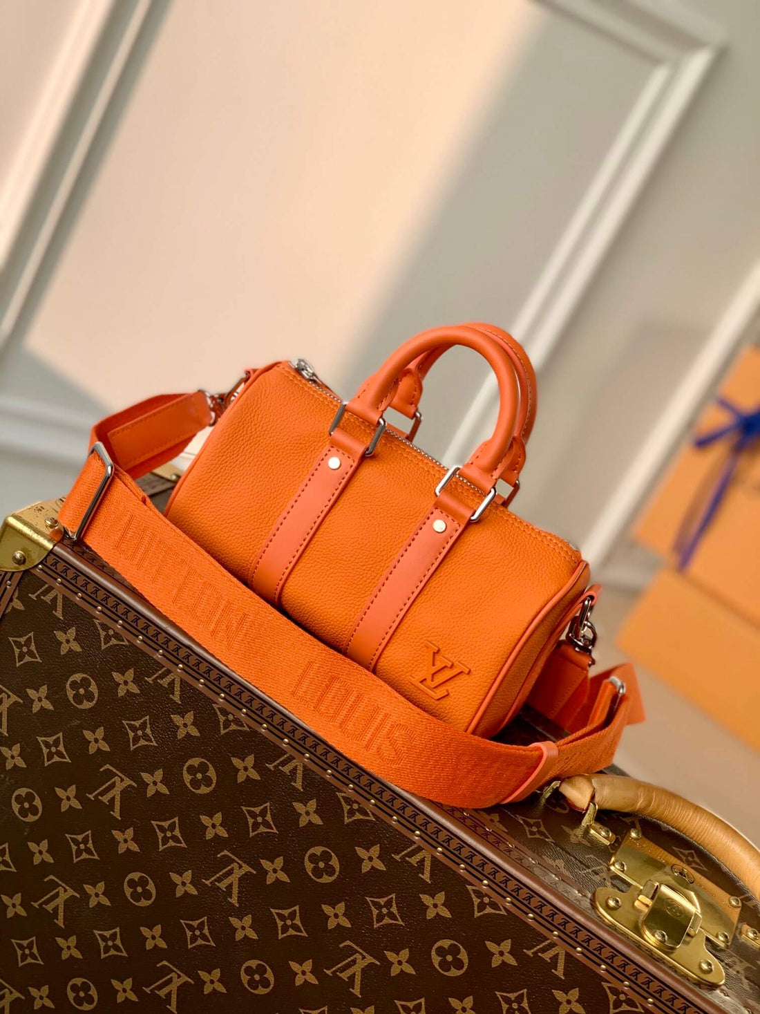 M81004 Men's bag Keepall XS shoulder bag cross body bags Handbag Aerogram orange calfskin