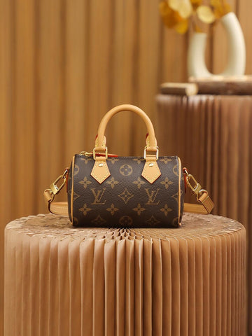 M81086 mini speedy monogram Handbag shoulder bag Leather Small size