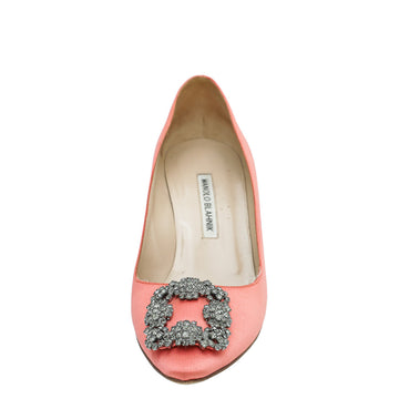 Manolo Blahnik Peach Satin Hangisi Pump 38