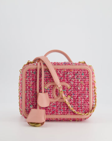*SUPER HOT* Pearl Street Bags Chanel Pink Medium CC Filigree Vanity Case Bag in Tweed with Brushed Gold Hardware and Chain Detail