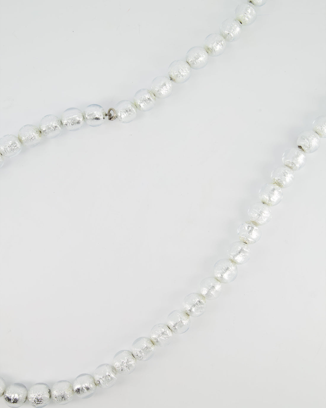 Pearl Street Bags Chanel 99C Silver Metallic Foil and Acetate Beaded Belt with Brushed silver clasp Size 96cm