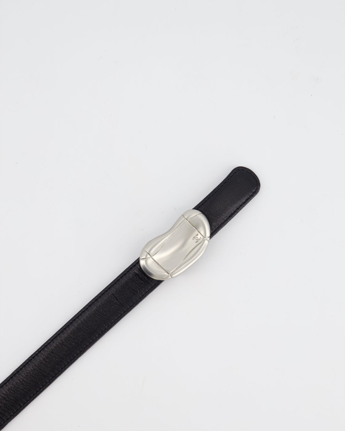 *RARE* Pearl Street Bags Chanel 98P CoCo Bean CC Logo Motif Buckle Black Calfskin Leather Belt in 75cm