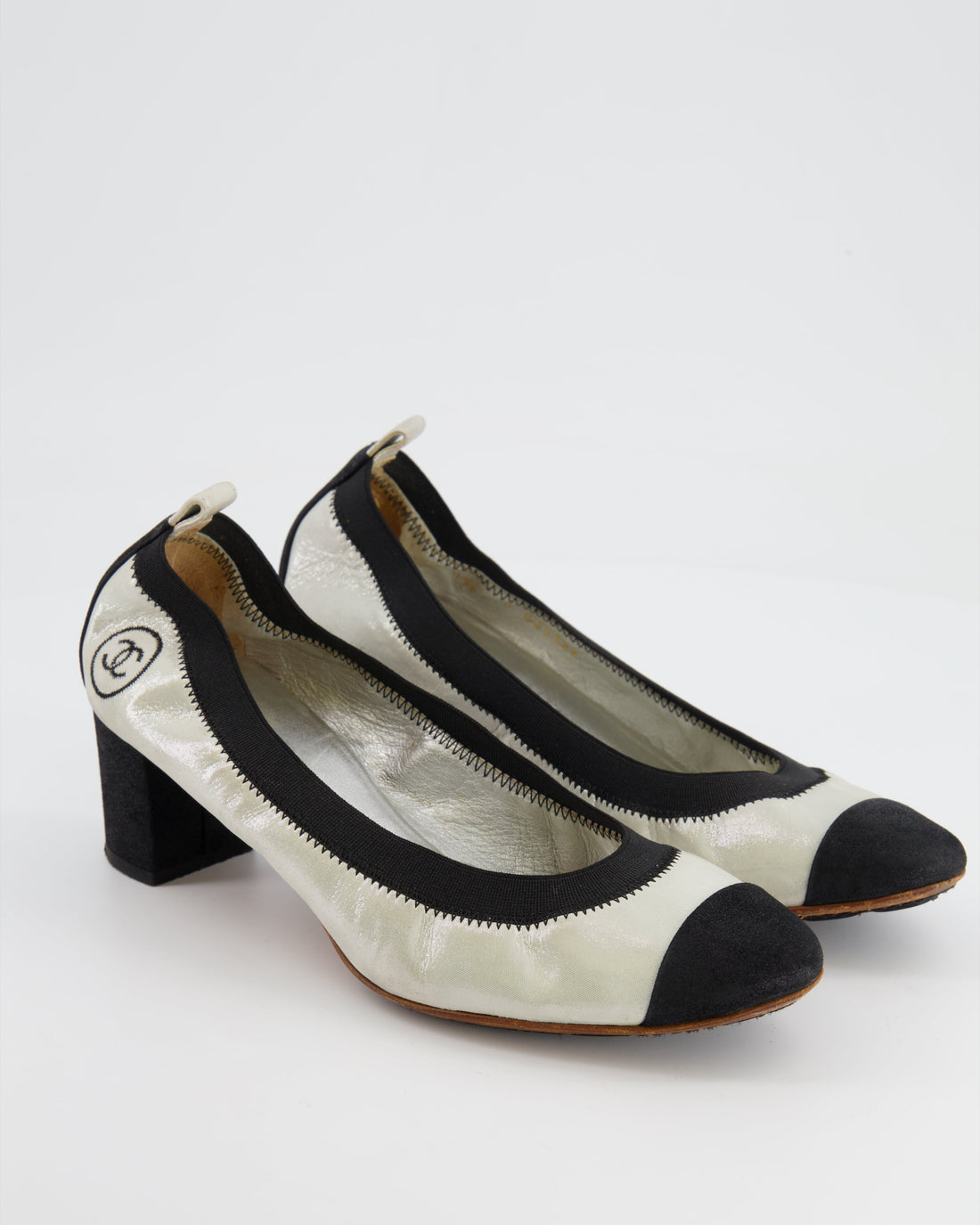 Pearl Street Bags Chanel Silver Metallic and Black Suede Pumps with CC Logo Detail Size EU 39C