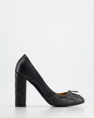 *FIRE PRICE* Pearl Street Bags Chanel Black Round Toe Heels with Quilted Leather & Zip Details Size EU 40.5