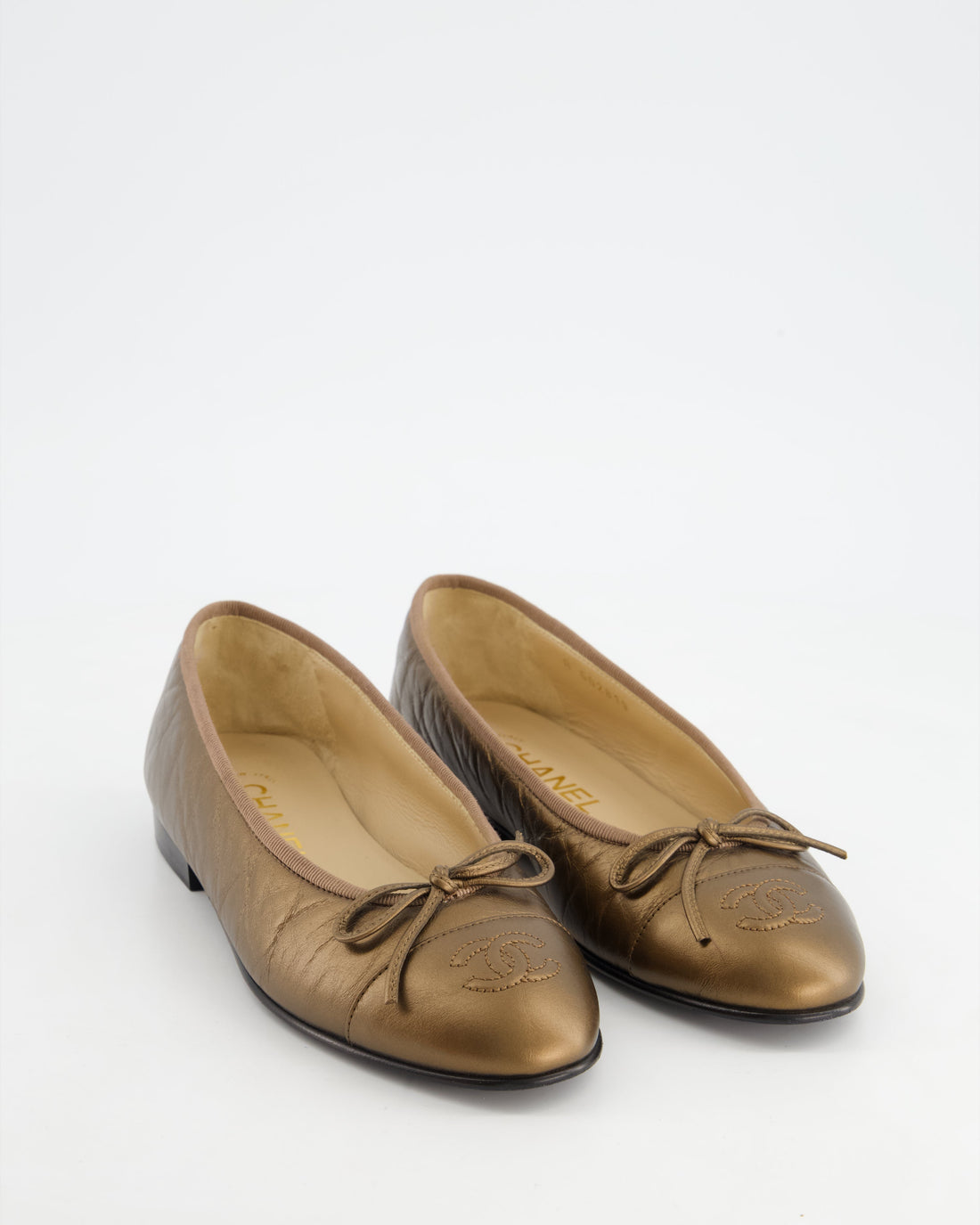 Pearl Street Bags Chanel Bronze Aged Calfskin Ballerina Flats with CC Detail Size EU 36