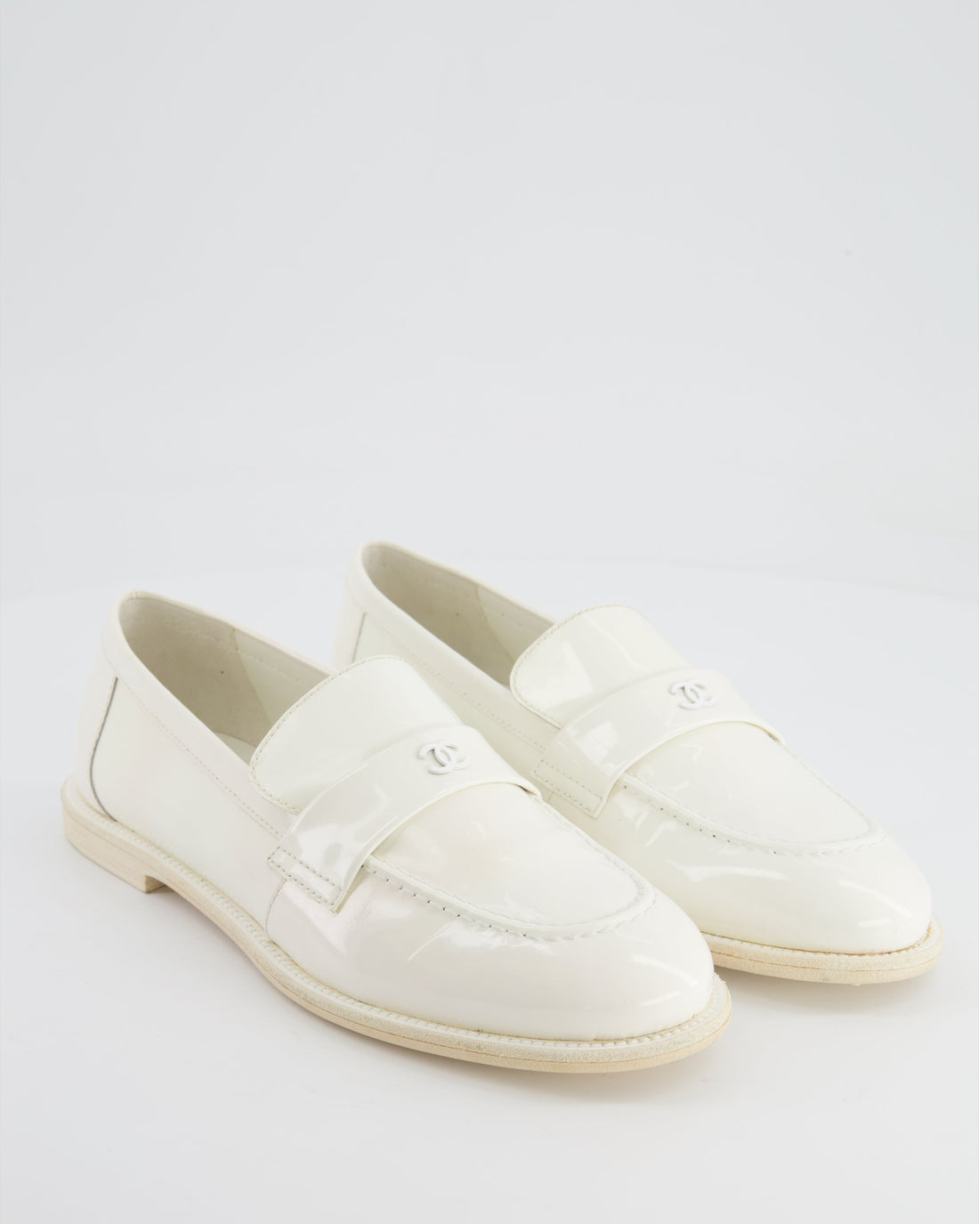 Pearl Street Bags Chanel White Patent Leather Loafers with CC Logo Detail Size EU 38.5