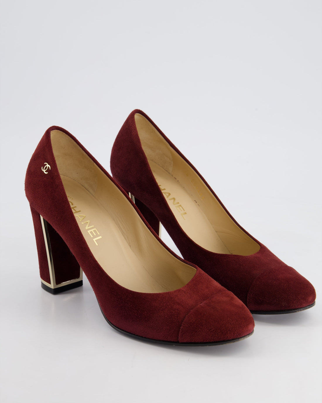 *HOT* Pearl Street Bags Chanel Burgundy Suede Pumps with Gold Metal Heels & CC Logo Details Size EU 40C