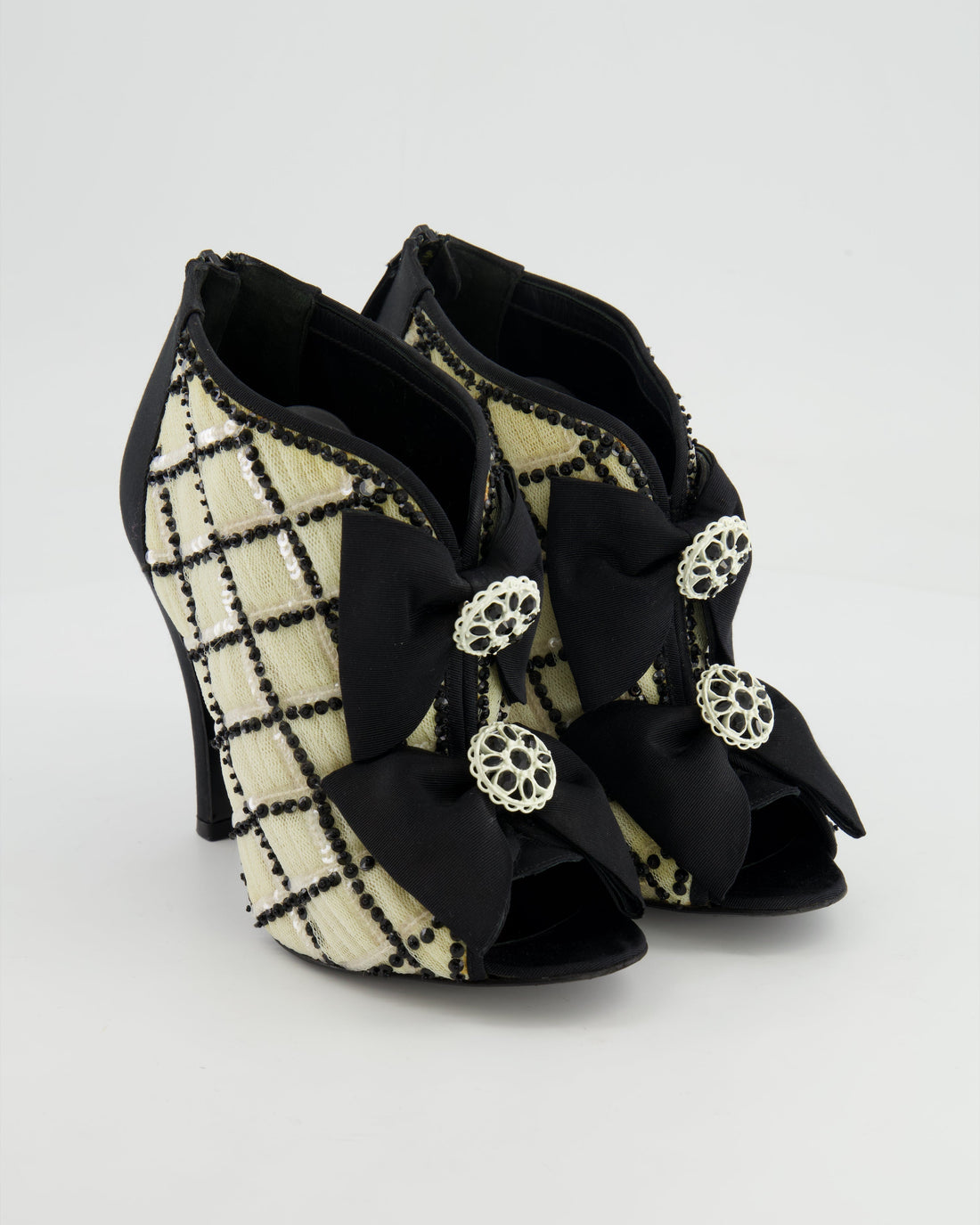 Pearl Street Bags Chanel Black and White Open-Toe Heels with Sequin Embellishments Size EU 37.5