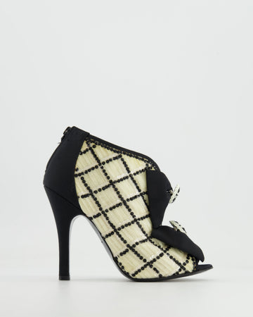 Pearl Street Bags Chanel Black and White Open-Toe Heels with Sequin Embellishments Size EU 37.5