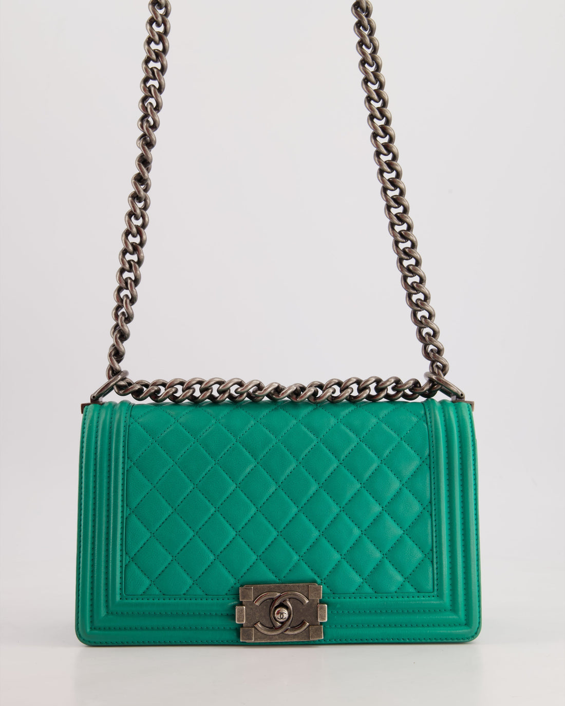 *HOT* Pearl Street Bags Chanel Mint Green Medium Boy Bag in Calfskin Leather with Ruthenium Hardware