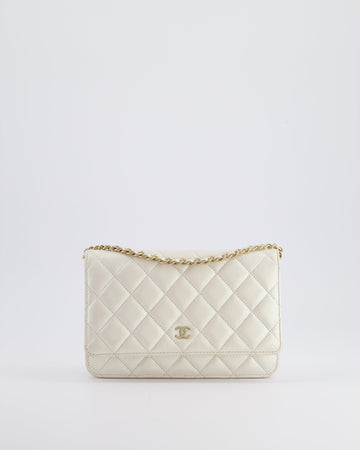 *HOT* Pearl Street Bags Chanel Pearlescent Off-White Wallet on Chain Bag in Calfskin Leather with Champagne Gold Hardware