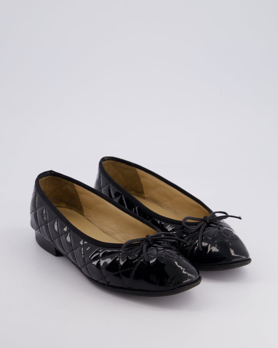 Pearl Street Bags Chanel Black Patent Quilted Ballet Flats with CC Logo Size EU 37C
