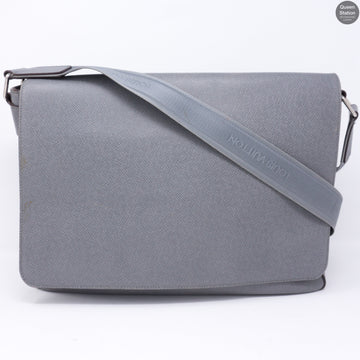 Louis-vuitton Roman GM Glacier Gray Taiga Leather