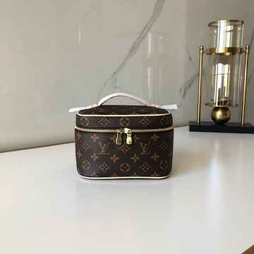 Pearl Street Bags