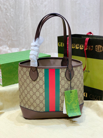 Pearl Street Bags