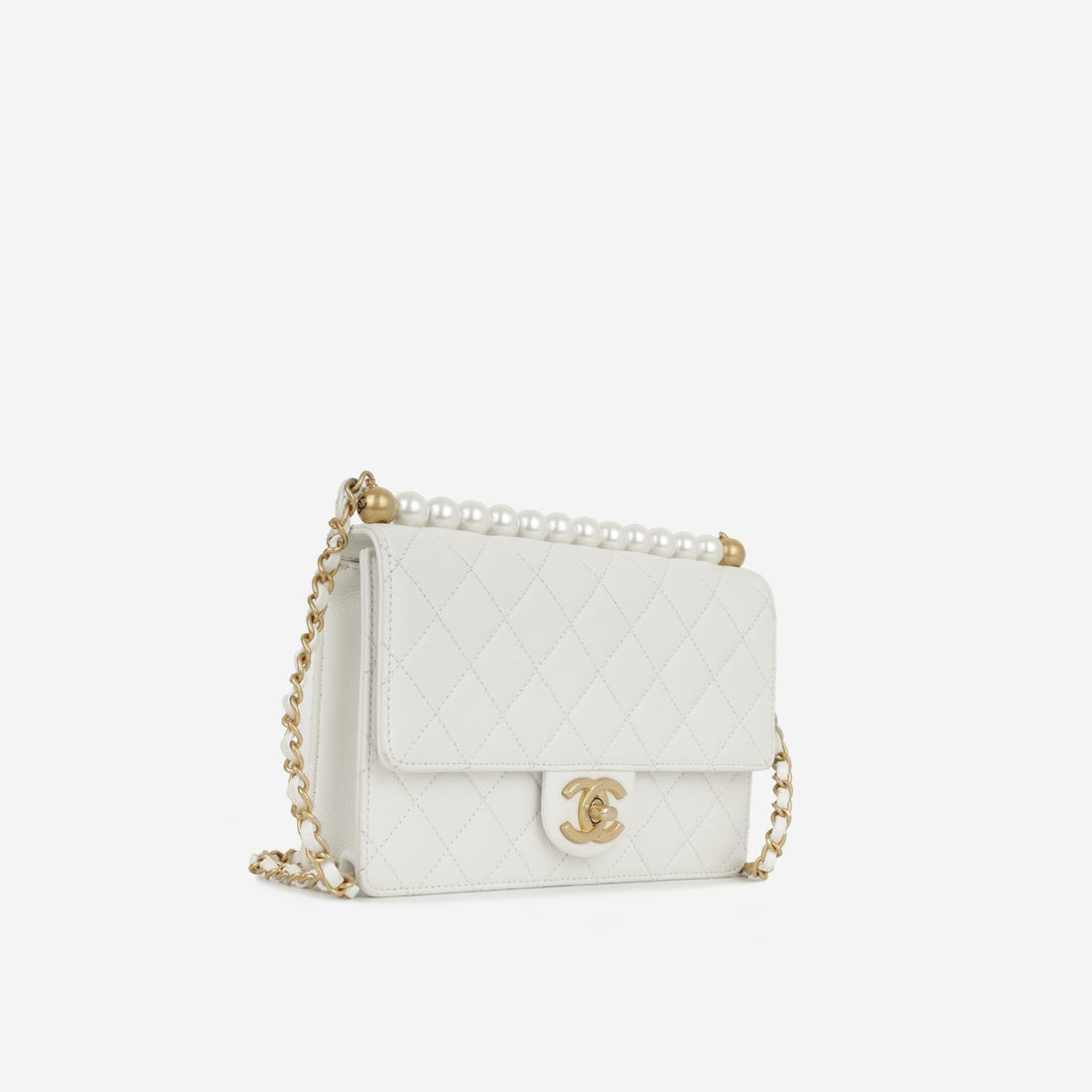 Chanel - Vertical Pearl Flap Bag - White CalBNkin AGHW - - 2019