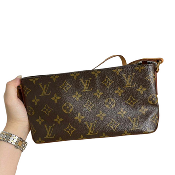 Louis-Vuitton Monogram Trotteur Crossbody