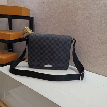 Pearl Street Bags