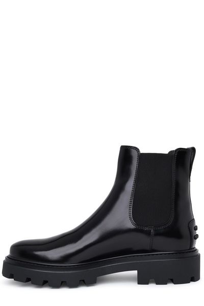 BLACK LEATHER ANKLE BOOTS