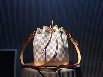 Pearl Street Bags