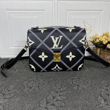 Pearl Street Bags