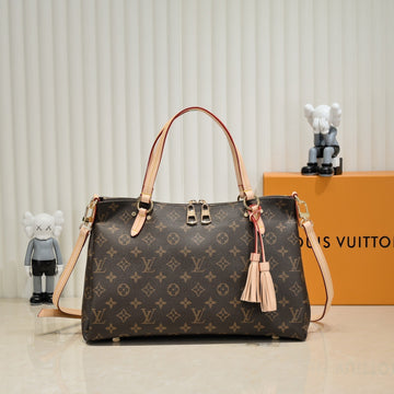 Pearl Street Bags