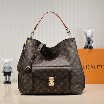Elite Carryalls