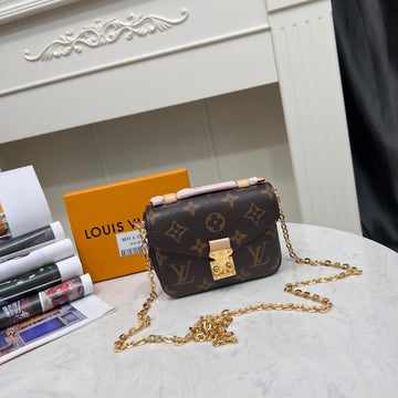 Pearl Street Bags