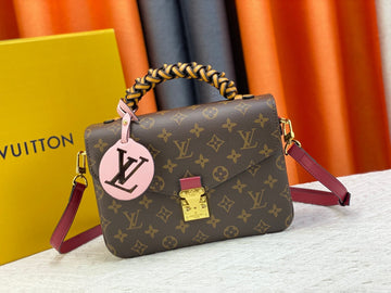 Pearl Street Bags