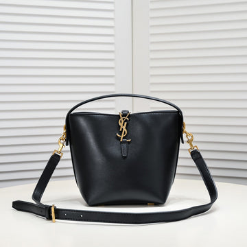 Pearl Street Bags