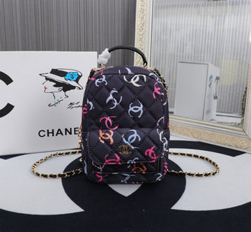 Elite Carryalls