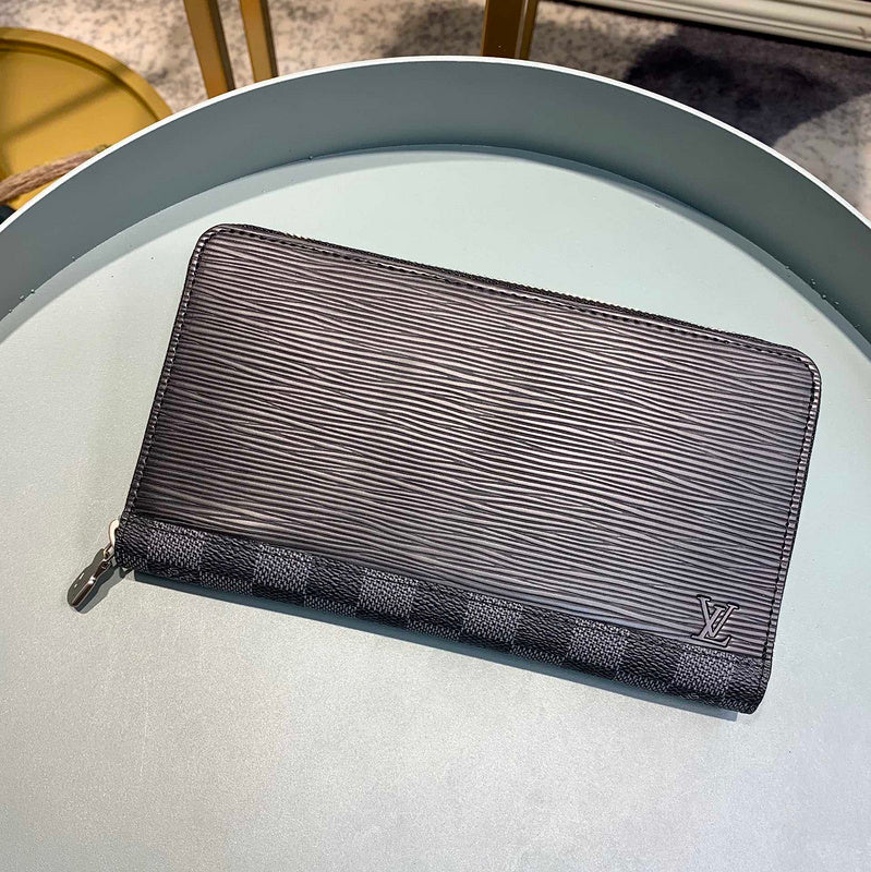 Pearl Street Bags - Louis Vuittons  - 11057