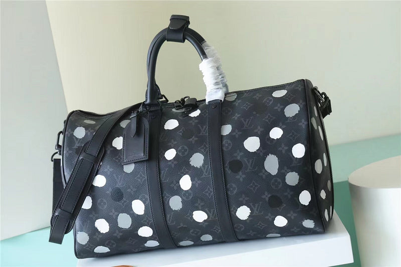 Pearl Street Bags - Louis Vuittons  - 11218
