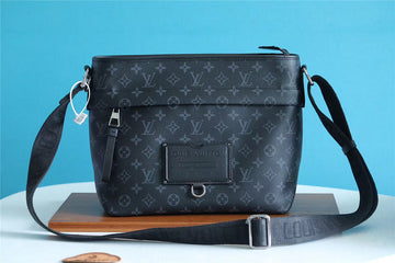 Pearl Street Bags - Louis Vuittons  - 10398