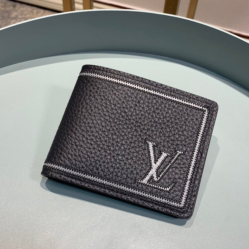 Pearl Street Bags - Louis Vuittons  - 10958