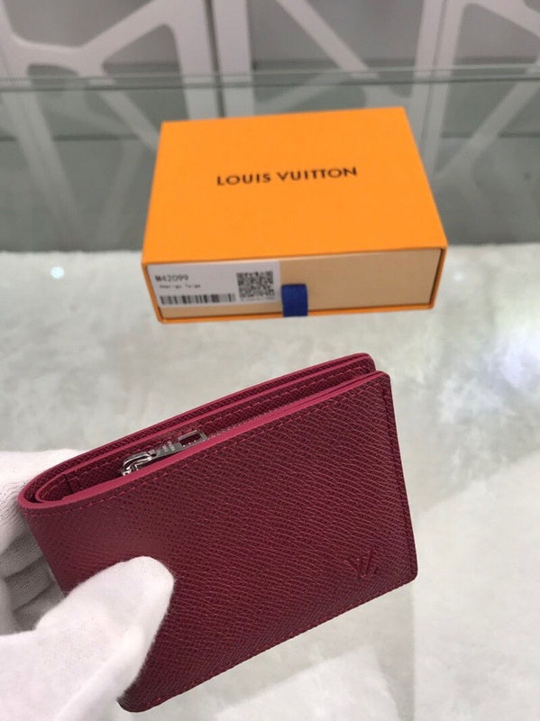 Pearl Street Bags - Louis Vuittons  - 10968