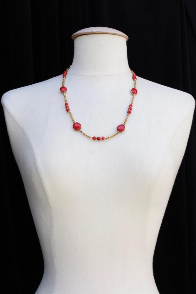 Collier dor?© en p?¢te de verre Top Quality Chanel (Attribu?© ?)