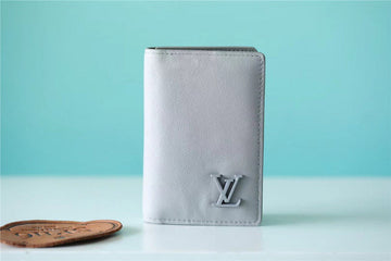 Pearl Street Bags - Louis Vuittons  - 10745