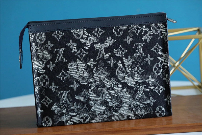 Pearl Street Bags - Louis Vuittons  - 10822