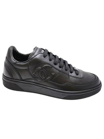 CC Logo CalBNkin Low Top Sneakers Black Chanel