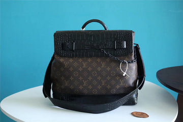 Pearl Street Bags - Louis Vuittons  - 10438