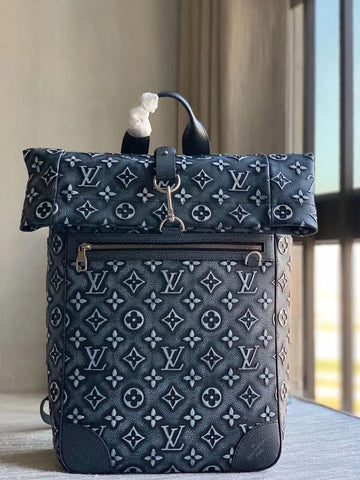 Pearl Street Bags- Louis Vuittons  - 15921