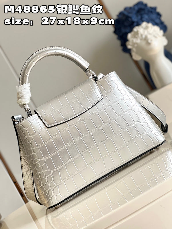 Pearl Street Bags- Louis Vuittons  - 15863