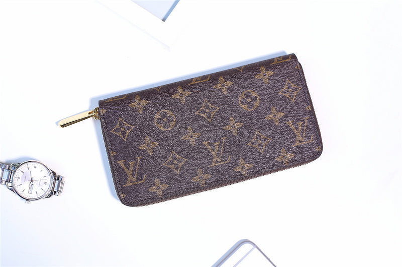 Pearl Street Bags - Louis Vuittons  - 10874