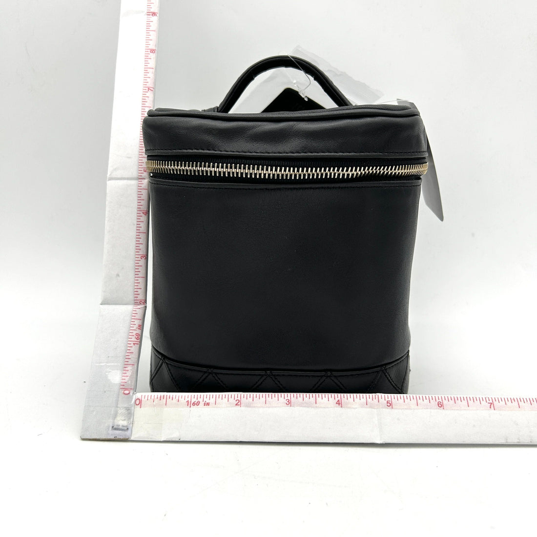 CHANEL Calfskin Cosmetic Van Bag Black ch7727ds